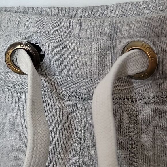 Vintage 1984 UCLA Bruins 100m Sprint Gold Medalist Shorts Size XL - Picture 3 of 8